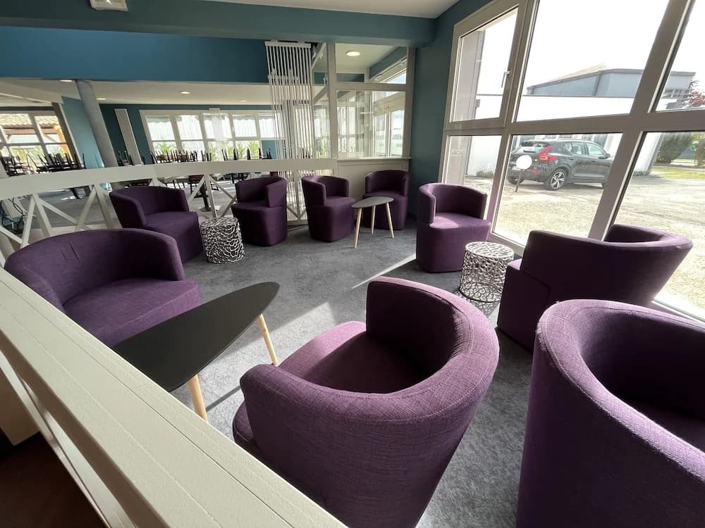 Brit Hotel Le Vesoul - Photo 2