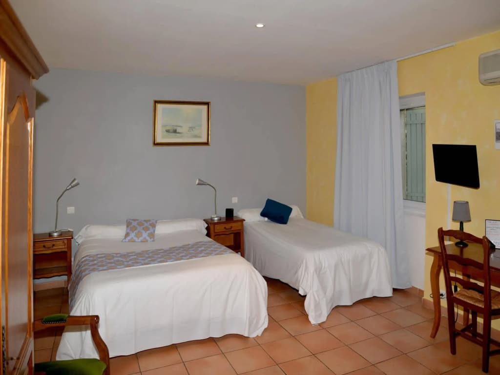 Logis De L'Etang - Photo 2