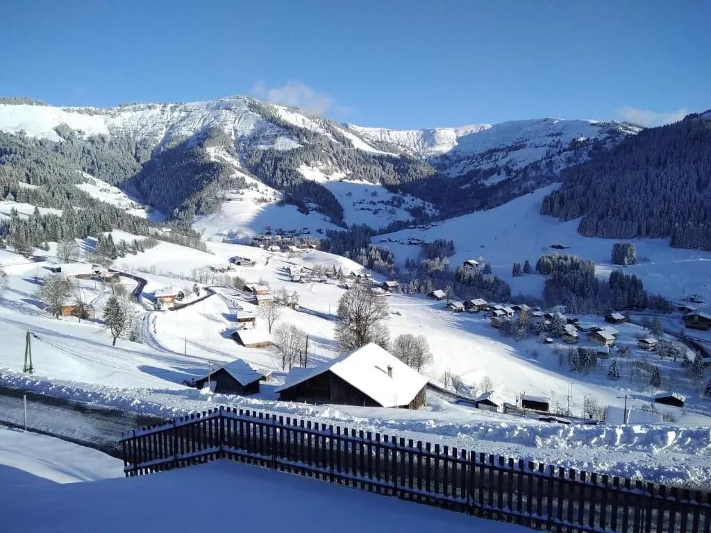 Demi Chalet Le LACHAT - Photo 2