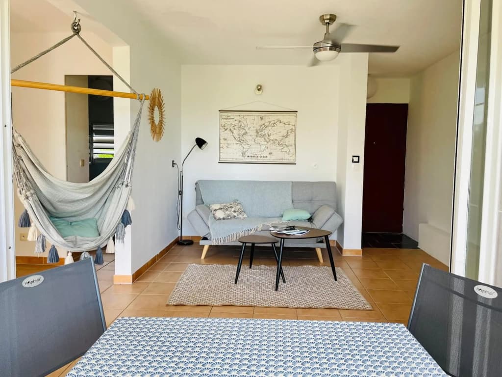 Appartement vue mer, piscine, dans quartier prisé de Gosier - Photo 2