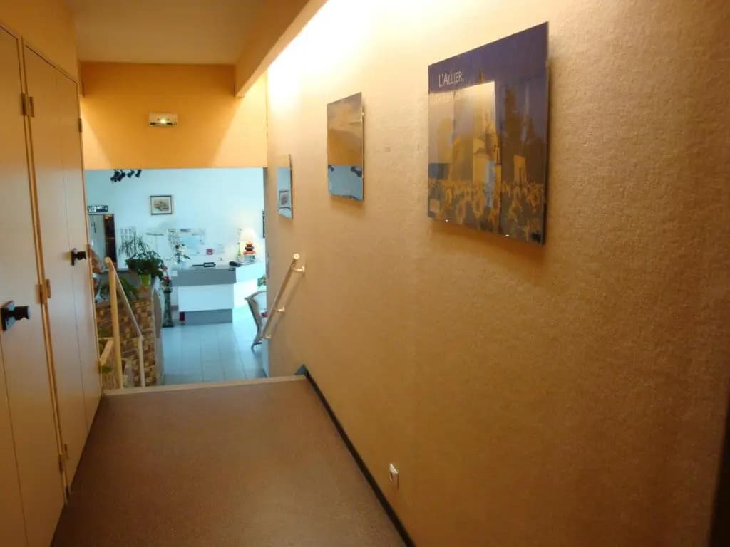 Hôtel du Commerce - Miniature 8
