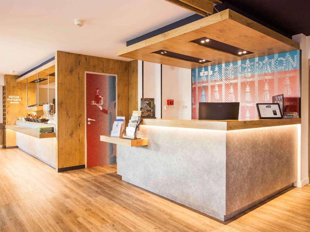 Ibis budget Montpellier Millènaire - Photo 2