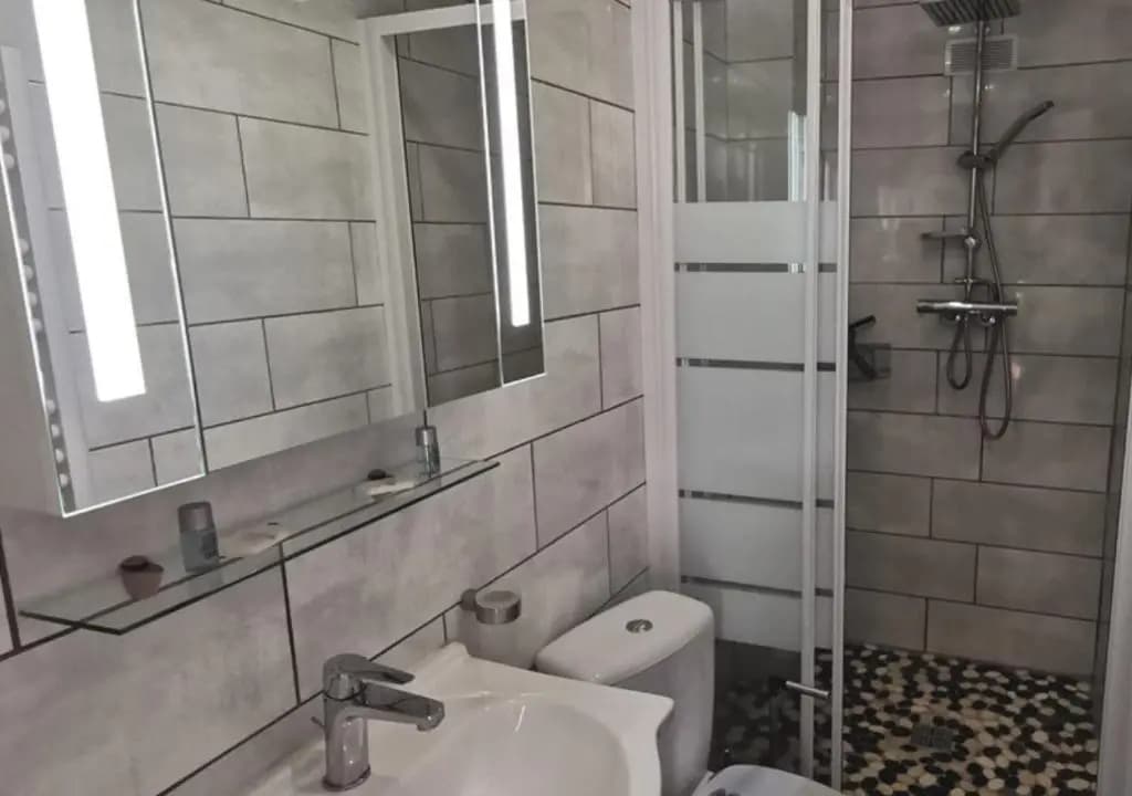 Appartement T2 duplex La Savoie - Miniature 6