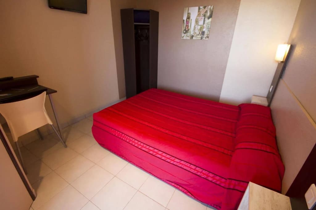 Brit Hotel Essentiel Sete Balaruc - Photo 5