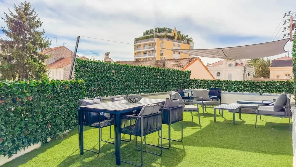 100 Le Riviera in Cannes - Photo 3
