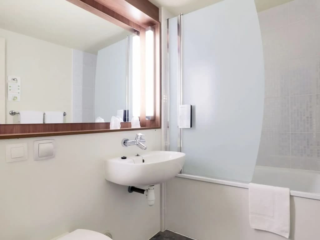 Hotel Campanile Rouen Nord - Barentin - Miniature 6