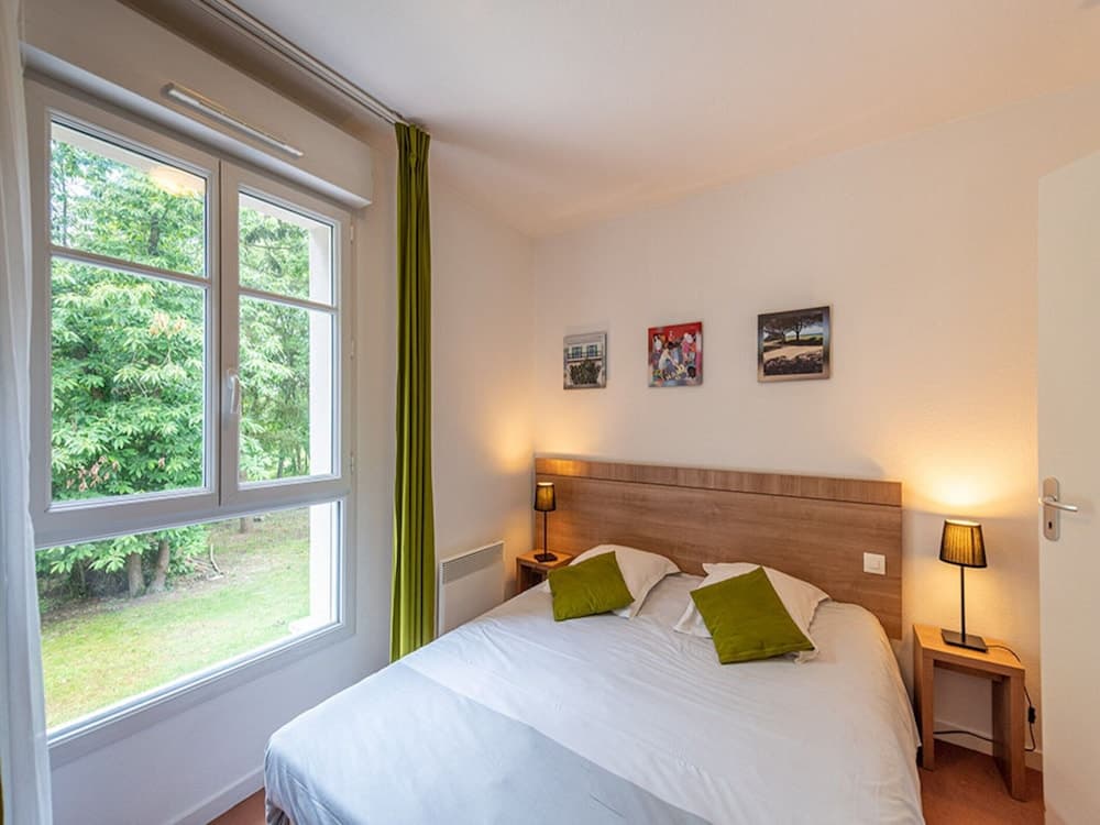 Accessible Stay in Saumur With Terrace - Photo 2
