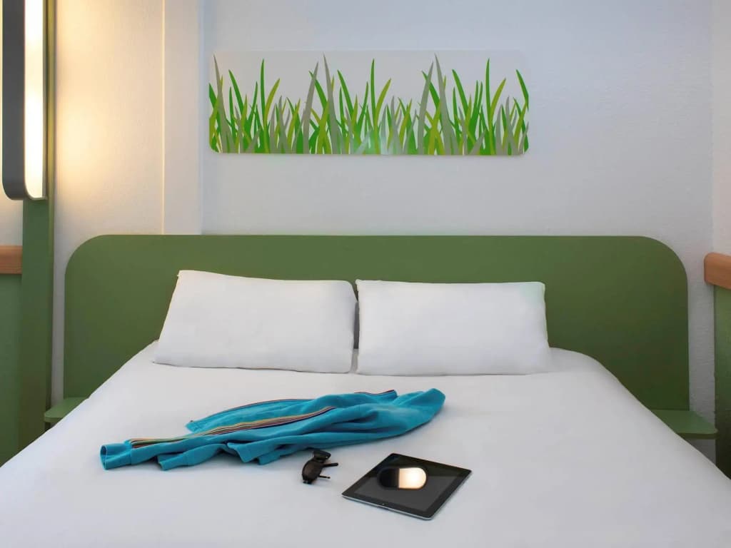 ibis budget Chambéry Sud Challes-les-Eaux - Photo 4