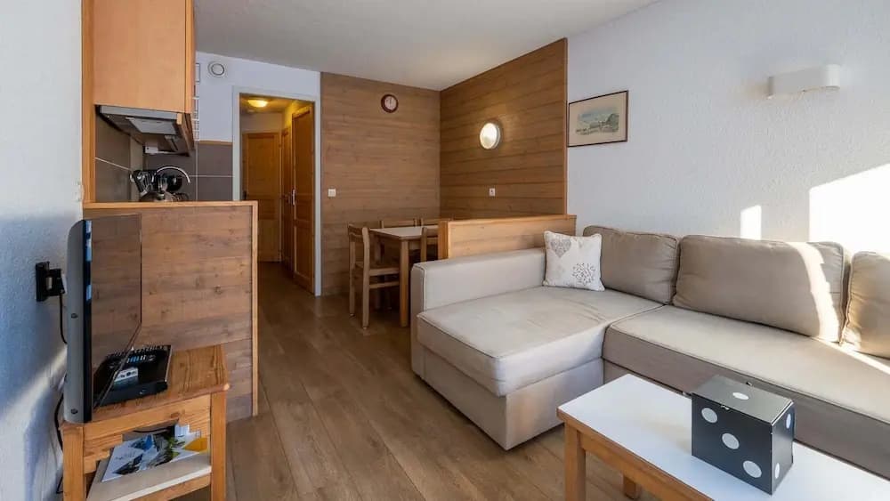 Apartment in Morillon Near Ski Slopes & Beach - Photo 3