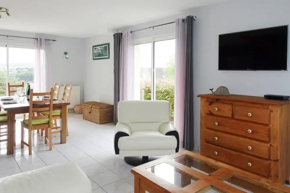 Holiday Home in Paimpol Near Beach - Miniature 6