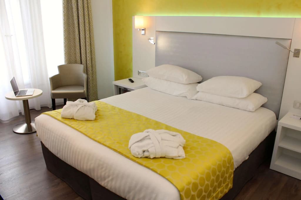 Best Western Plus Hotel Carlton - Photo 5