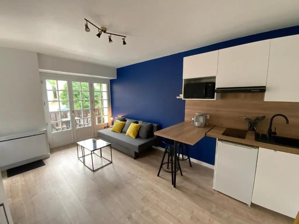 Appartement avec balcon et vue sur port - wifi privé - au dessus du Restaurant le Yackams - Photo 2
