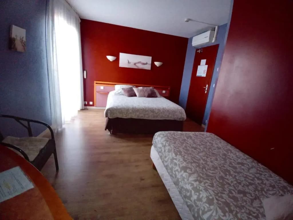 Hotel La Sterne - Photo 2