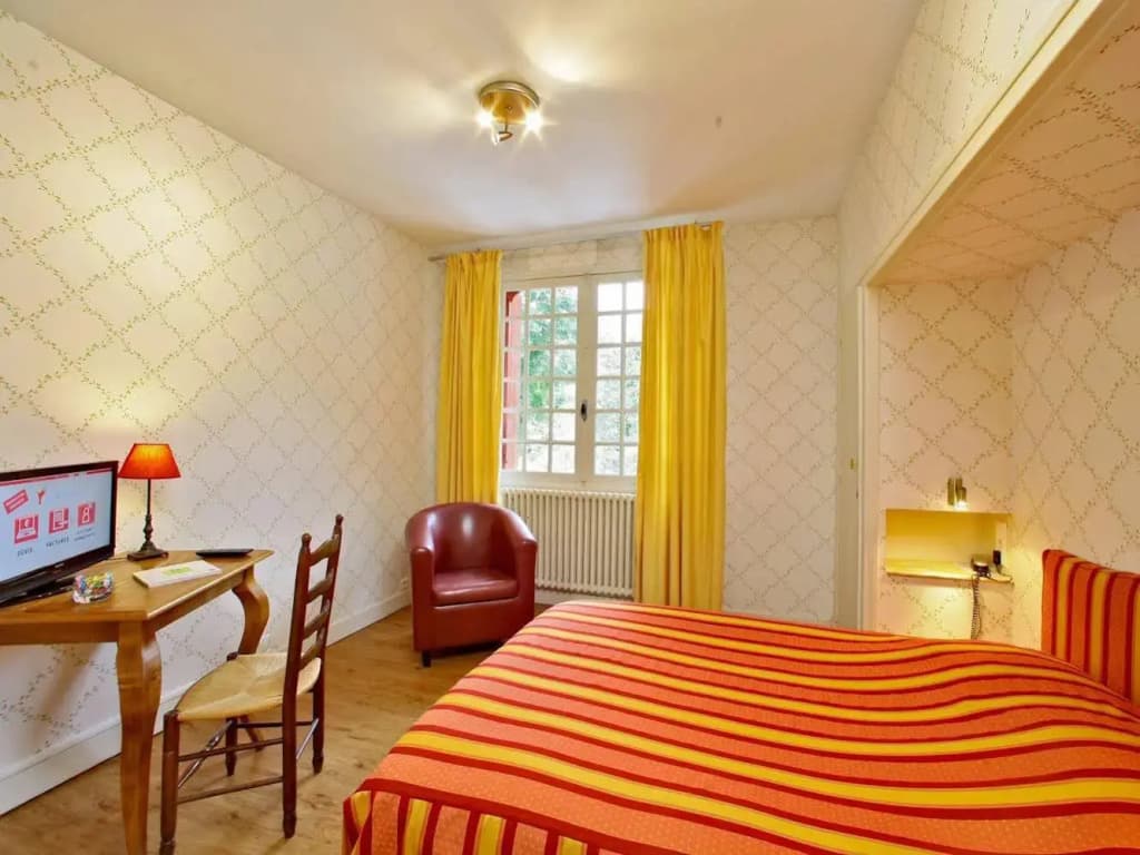 Hostellerie La Charmille - Photo 4