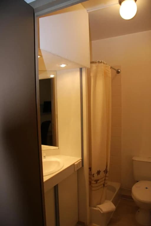 Brit Hotel Cherbourg Octeville - Photo 5