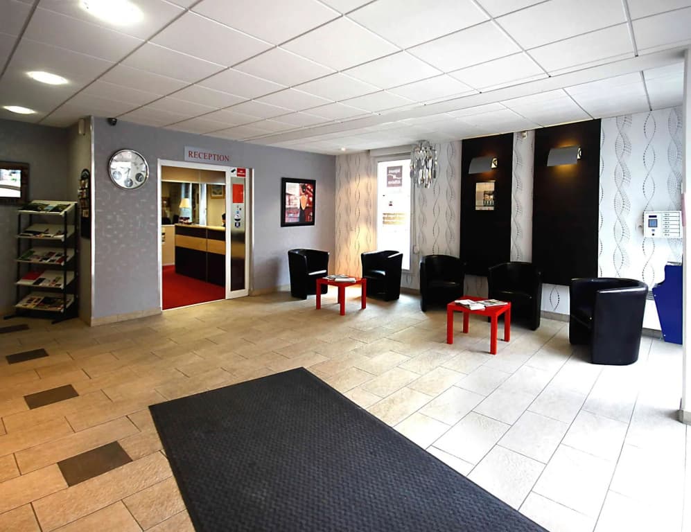 Séjours & Affaires Reims Clairmarais - Photo 2