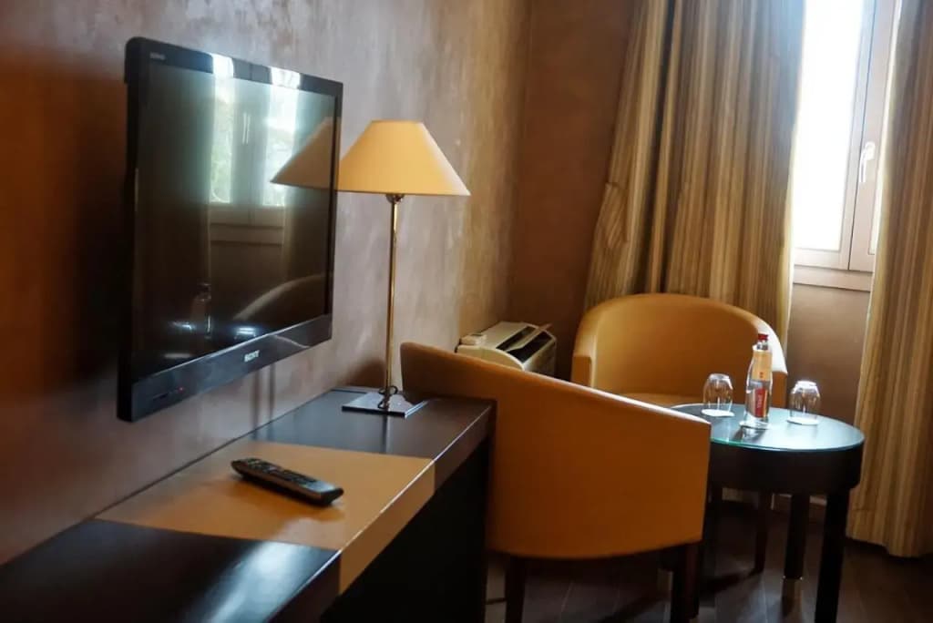 La Maison Chabran - Hôtel Restaurants - Photo 2