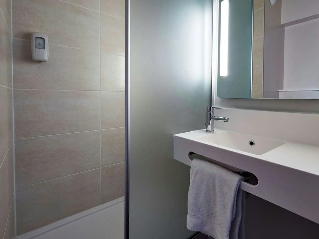 B&B HOTEL ANNEMASSE Saint-Cergues - Miniature 7