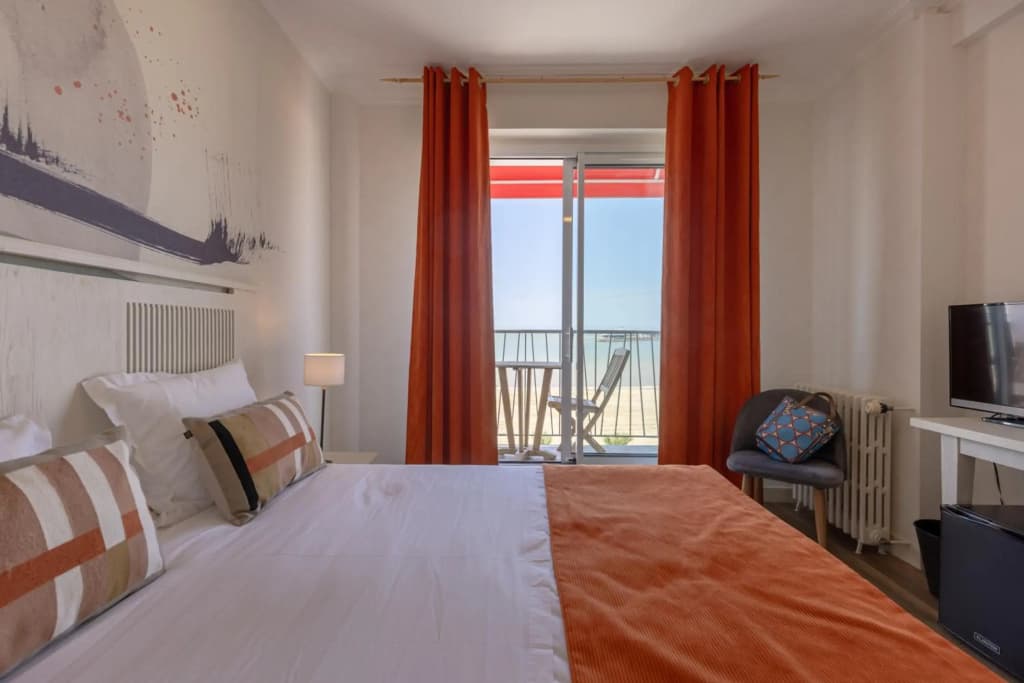 Family Golf Hotel - Photo 3