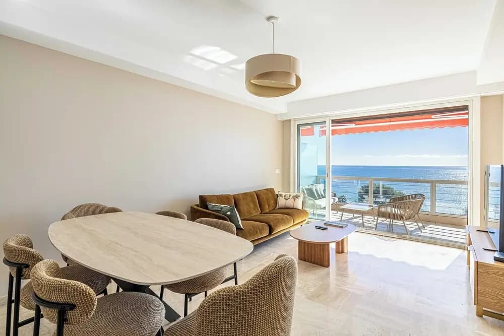 Bright Apartment With Sea View - Photo 4
