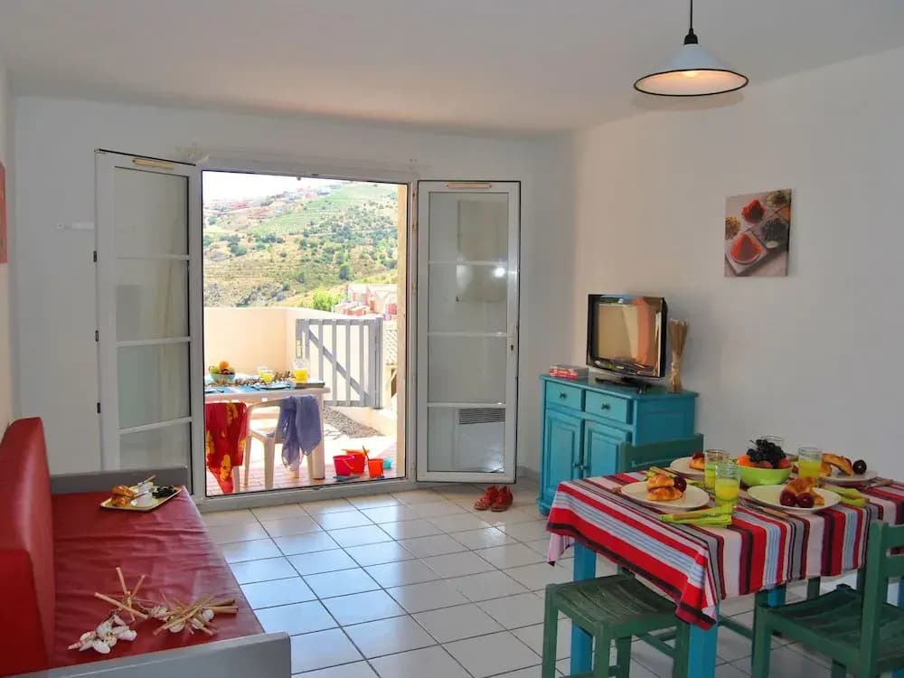 Colorful Apartment With Balcony or Terrace 500m From the sea - Photo 5