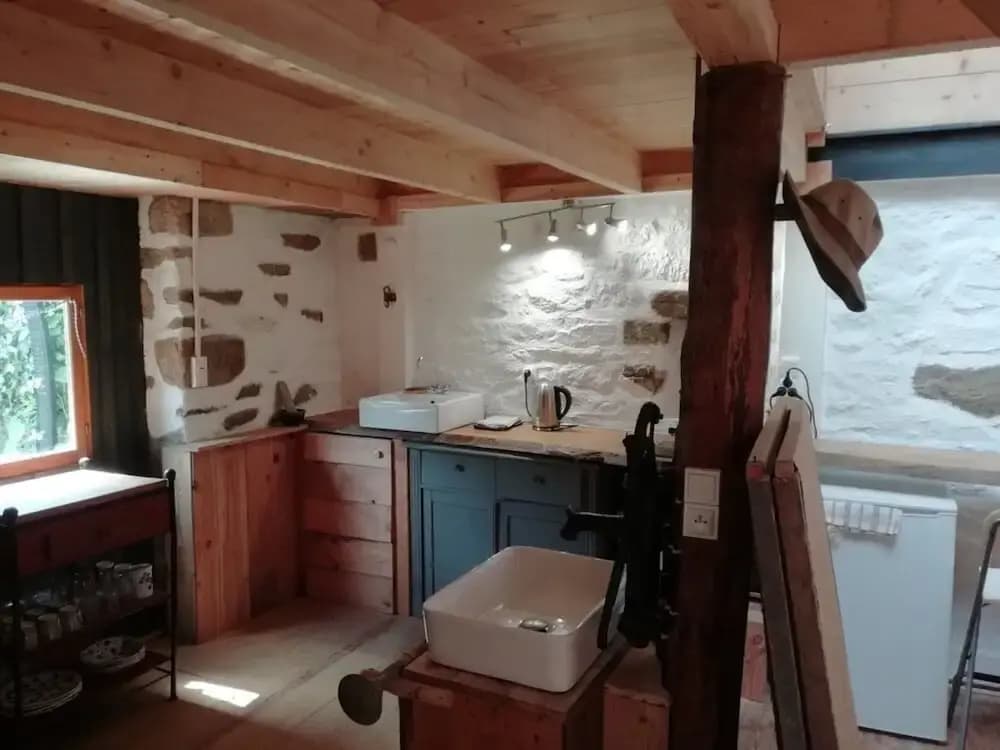 Stay Near Pointe du Raz & Beach - Photo 1