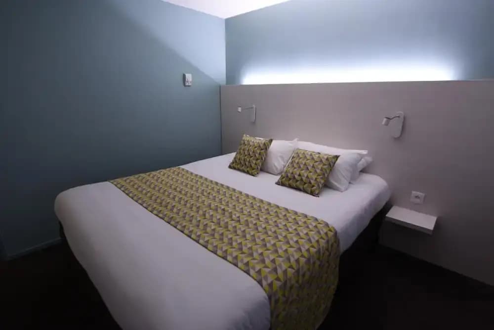 Hotel Kyriad Annecy Nord - Epagny - Miniature 7