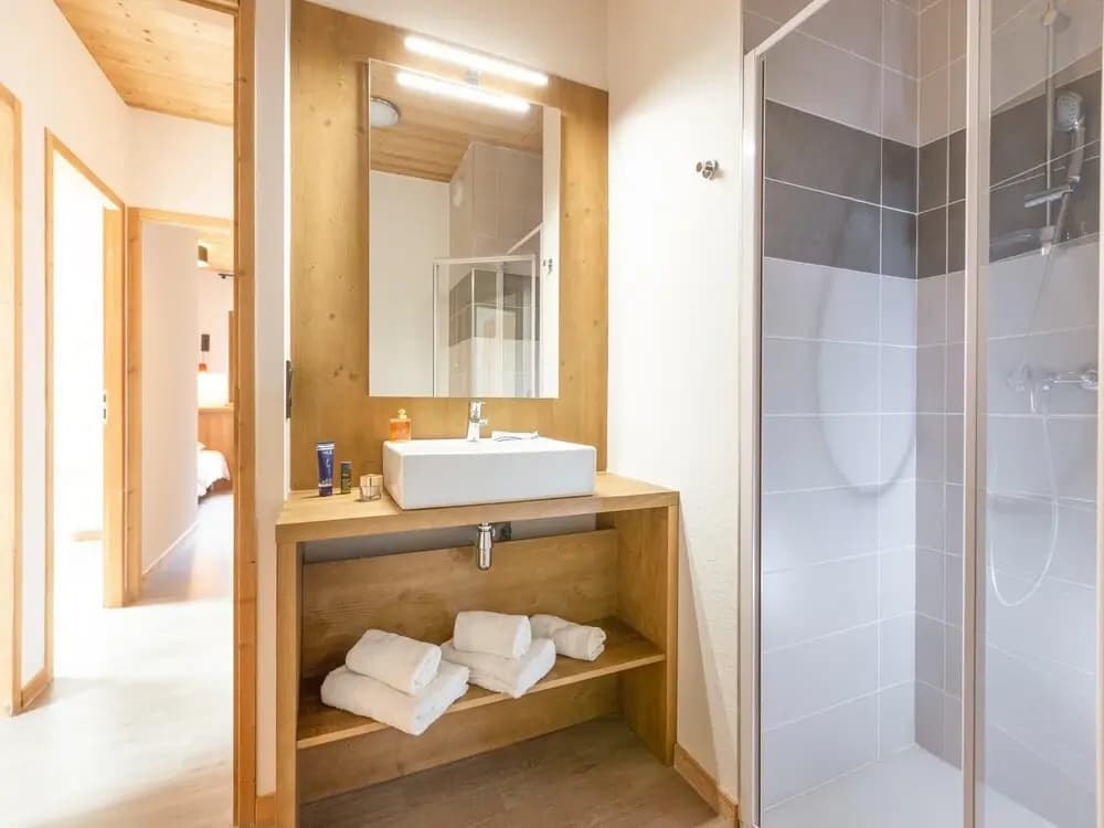 Apartment in Beaufort With Spa & Mountain Views - Miniature 7