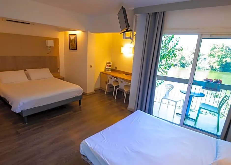 La Chartreuse Logis Hotel Restaurant - Photo 4