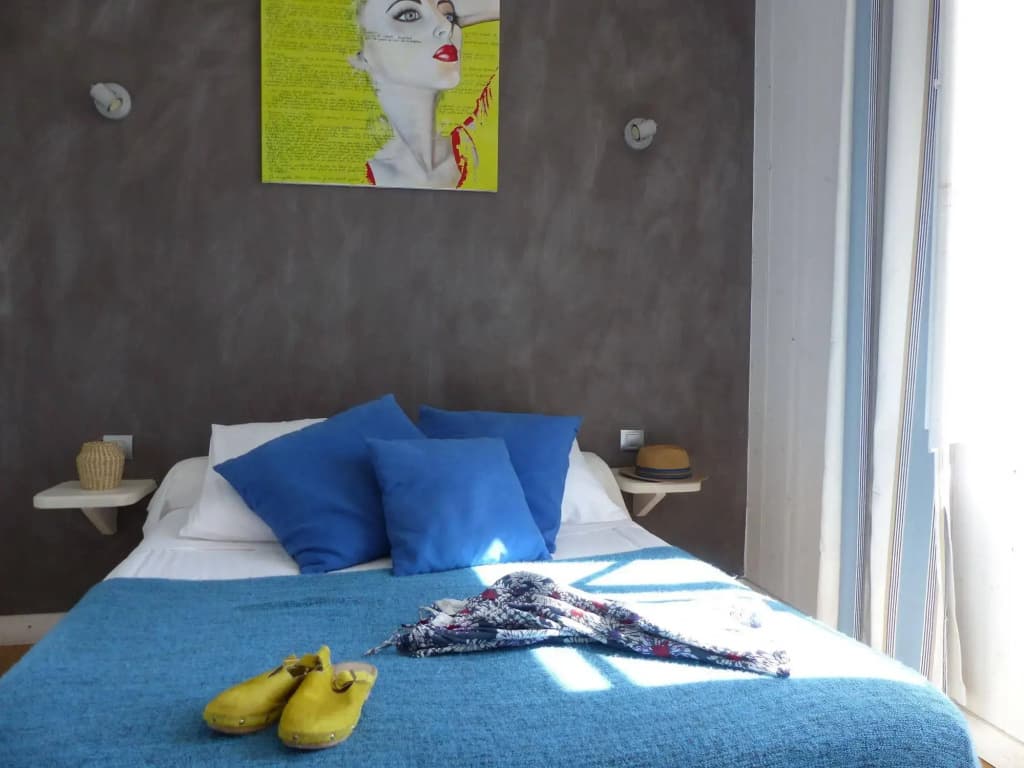 Hôtel Le Clocher - Photo 1