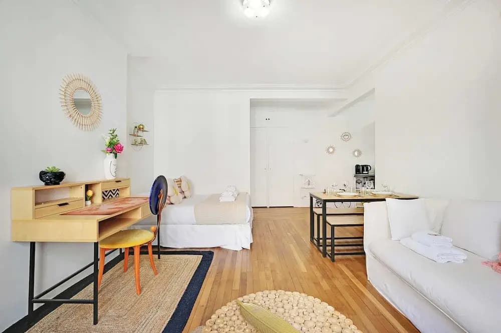 Charming Apartment -4p- Near Arc de Triomphe - Miniature 7