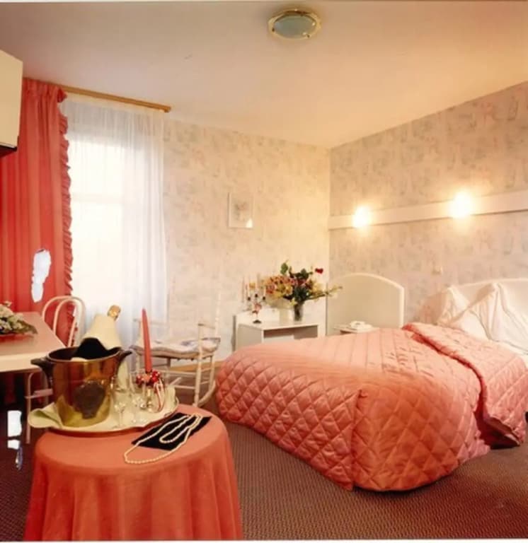 Hotel Restaurant Moderne - Photo 2