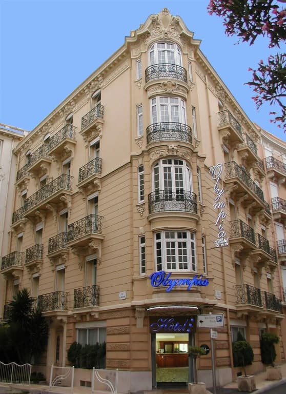 Hotel Olympia - Photo 1