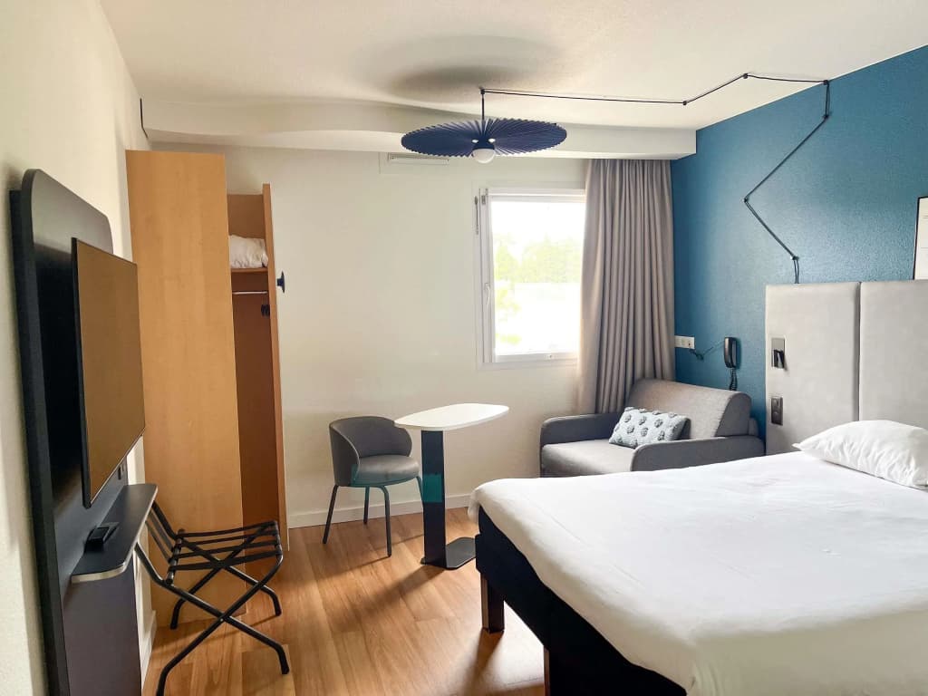 ibis Martigues - Photo 4