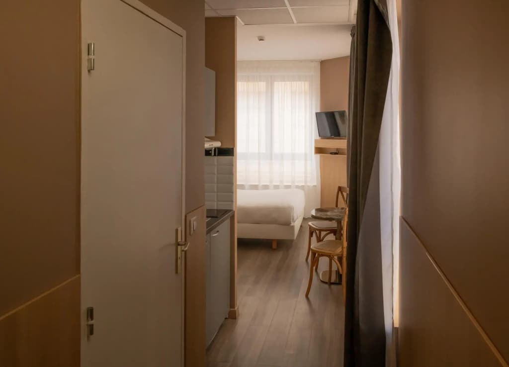 CALM Appart' & Hostel - Photo 3