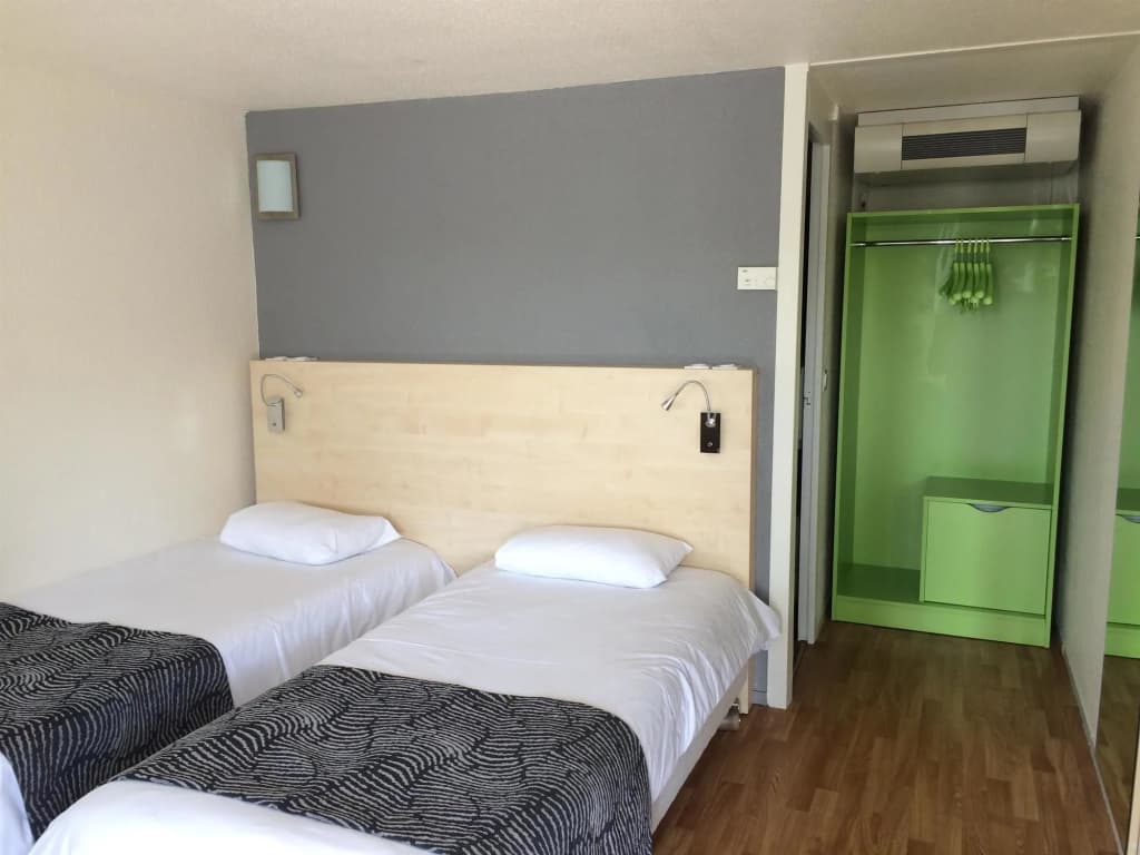 Sure Hotel by Best Western Rochefort-Sur-Mer - Photo 3