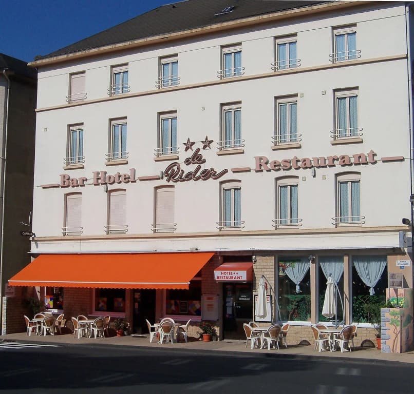 Hotel Restaurant Le Rider - Photo 1