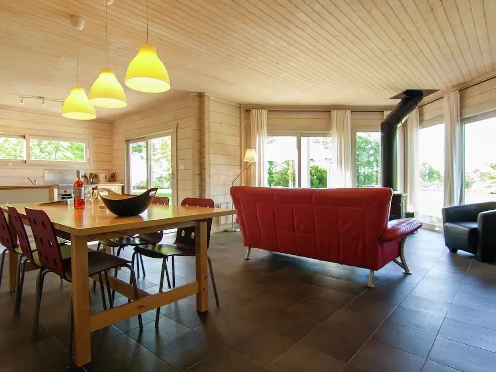 Luxury Villa With Heated Pool and Tennis Court - Photo 3
