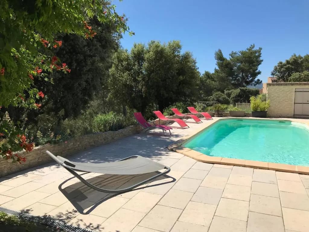 Agréable partie de maison avec piscine en plein cœur du Luberon (Vaucluse), pour 4/6 personnes. LS2-356 INFIERMA - Photo 5