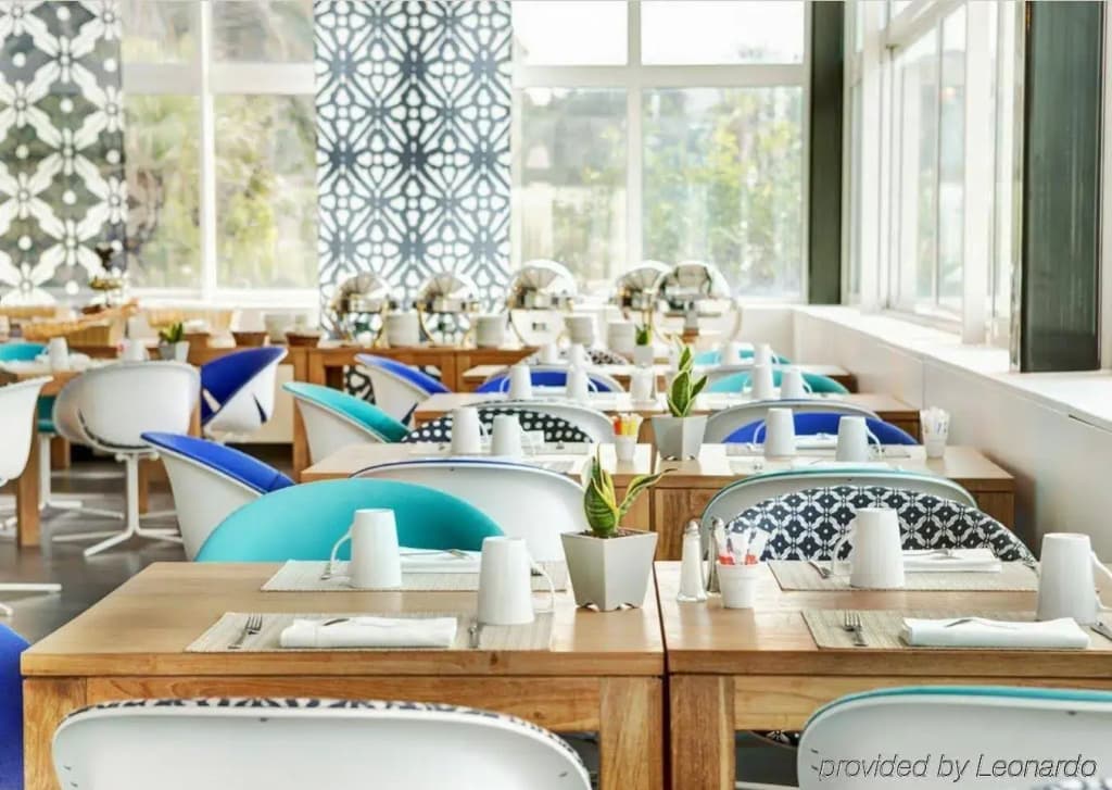 Garden Beach Hotel - Photo 4