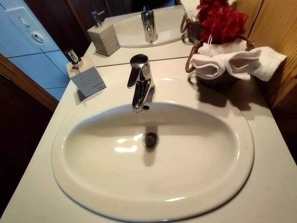Nomad Alp B&B - Miniature 6