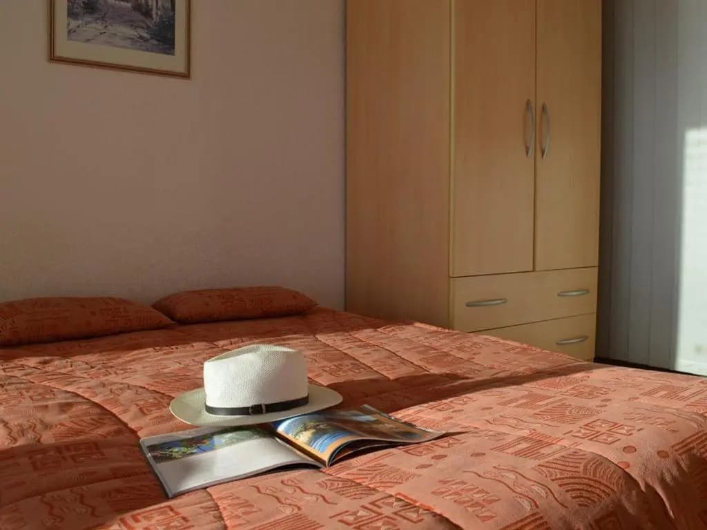 Appartement Le Lavandou, 1 pièce, 4 personnes - FR-1-251-251 - Photo 4