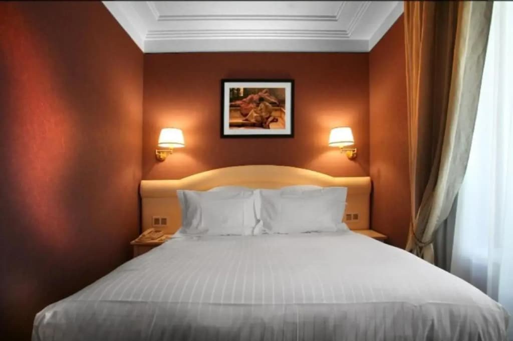 Hotel Princesse Flore - Photo 4