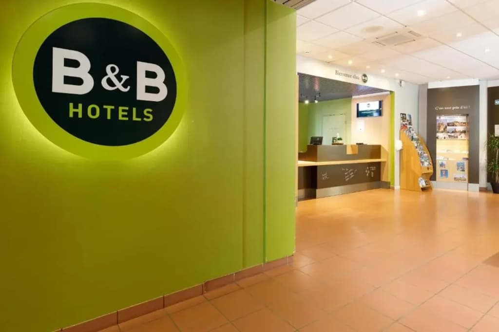 B&B HOTEL Le Puy-en-Velay - Photo 2