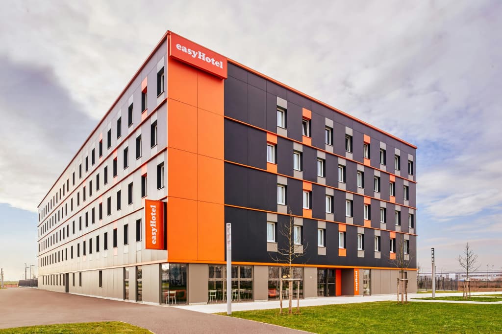 easyHotel Paris Charles de Gaulle - Photo 1