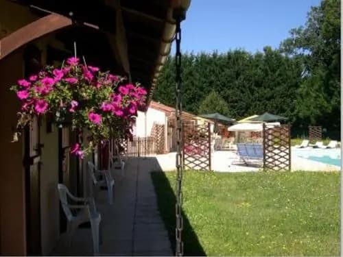 Motel Grill Les Coursaux - Photo 2