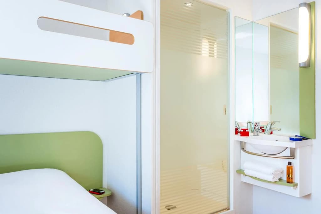 ibis budget Courbevoie Paris la Defense 1 - Miniature 6