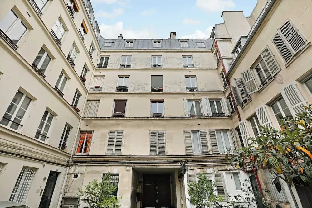 Intimate Studio - 2P - Arts et Matiers/rapublique - Photo 1