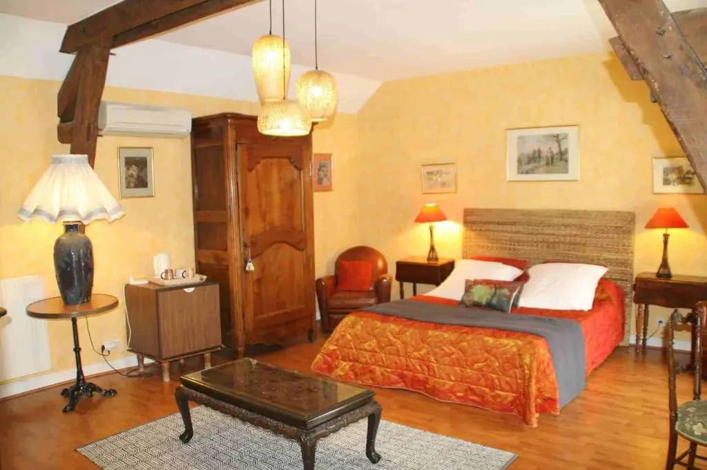 chambres d'hotes : La cour d'Etrepy - Miniature 7