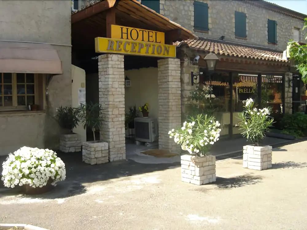Le Relais du Lac - Photo 1